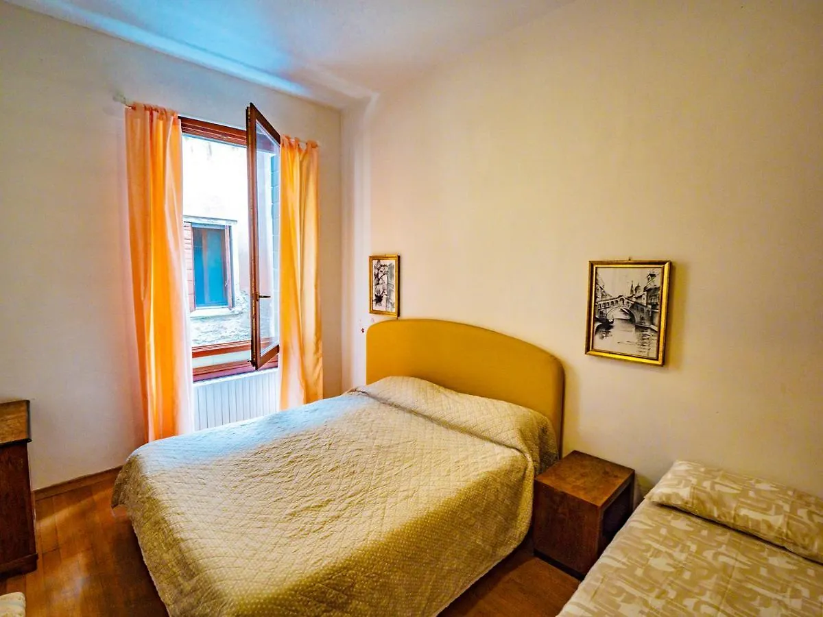 Apartament Love Island Wenecja